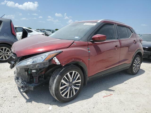  Salvage Nissan Kicks