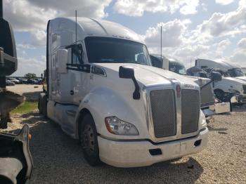  Salvage Kenworth Constructi