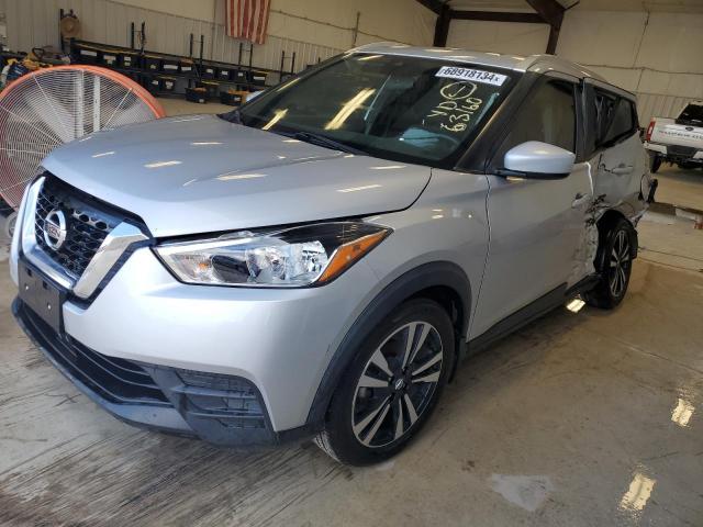  Salvage Nissan Kicks