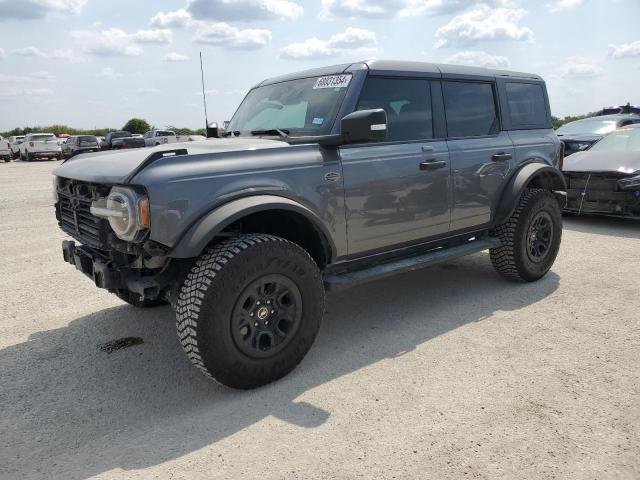  Salvage Ford Bronco