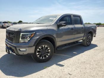  Salvage Nissan Titan