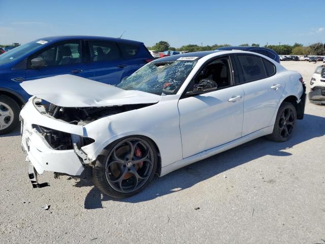  Salvage Alfa Romeo Giulia