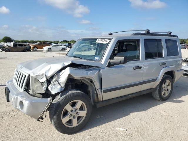  Salvage Jeep Commander