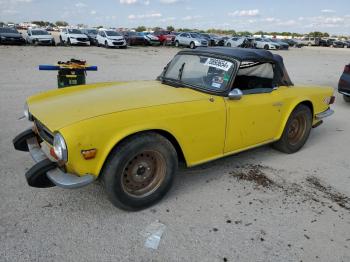  Salvage Triumph Car Tr6