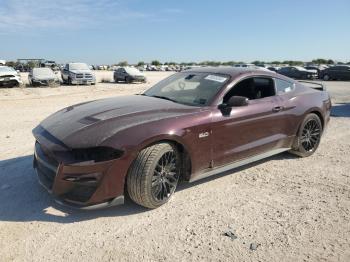  Salvage Ford Mustang