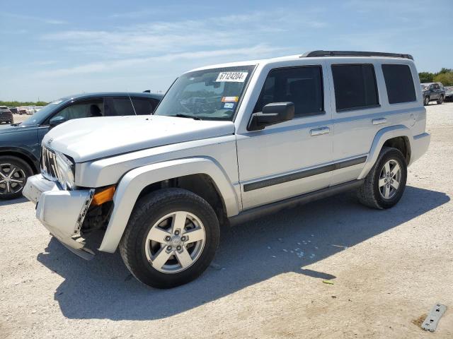  Salvage Jeep Commander