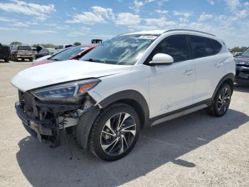  Salvage Hyundai TUCSON