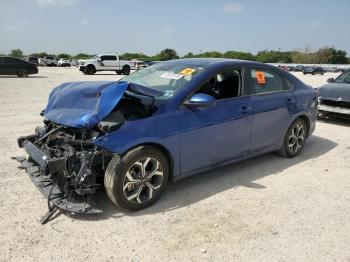  Salvage Kia Forte