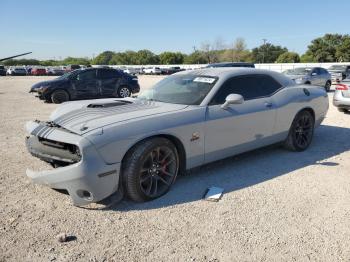  Salvage Dodge Challenger