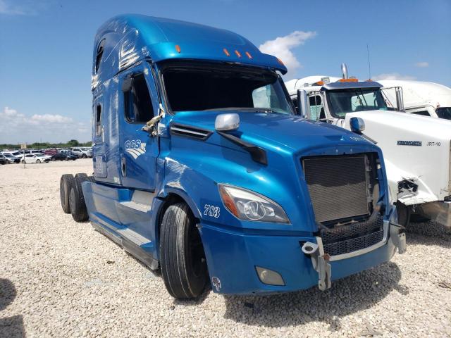  Salvage Freightliner Cascadia 1