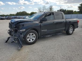  Salvage Nissan Titan