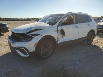  Salvage Volkswagen Tiguan