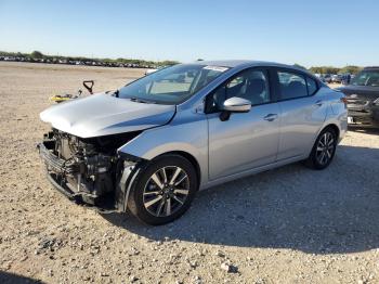  Salvage Nissan Versa