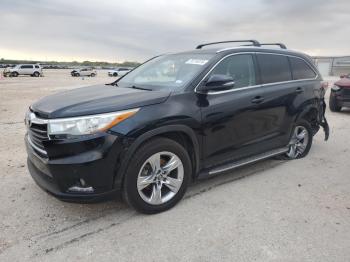  Salvage Toyota Highlander