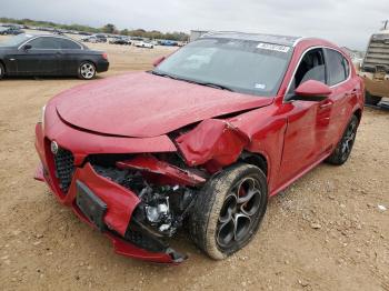  Salvage Alfa Romeo Stelvio