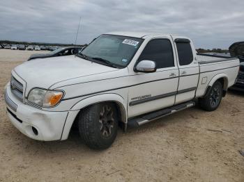  Salvage Toyota Tundra