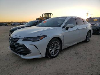  Salvage Toyota Avalon