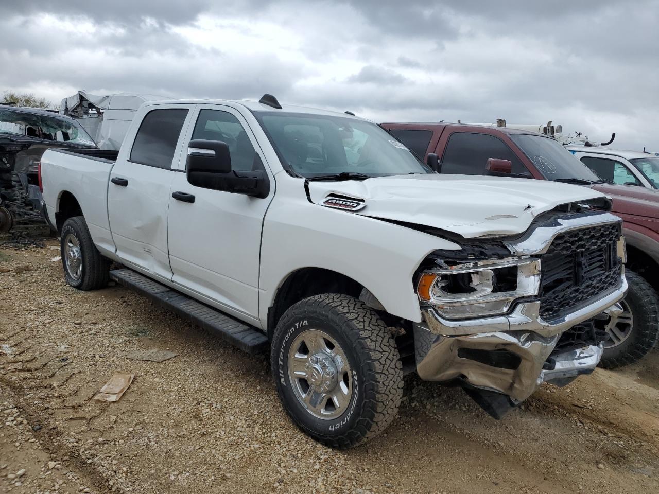 Ram 2500 Tradesman Image 5