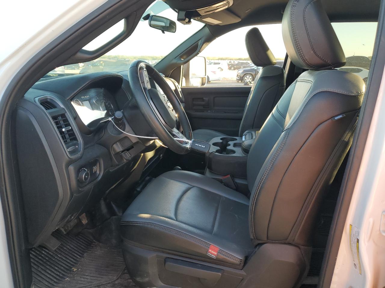 Ram 2500 Tradesman Image 10