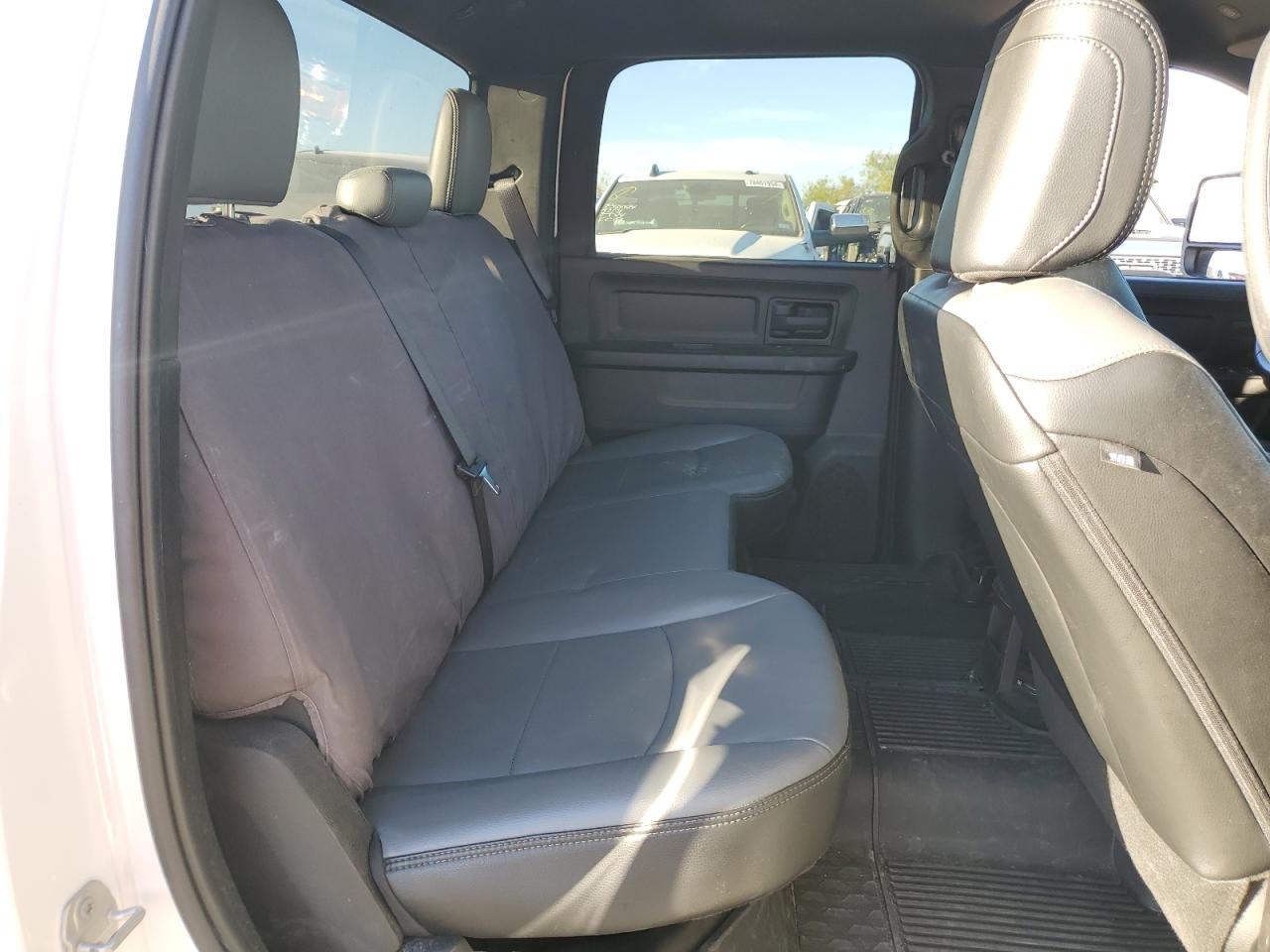 Ram 2500 Tradesman Image 8