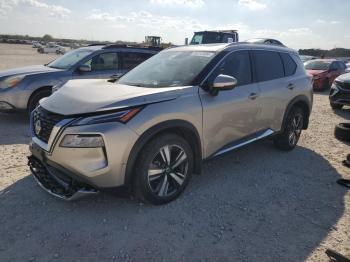  Salvage Nissan Rogue