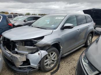  Salvage Toyota Highlander