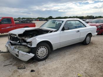  Salvage Mercedes-Benz 560-Class