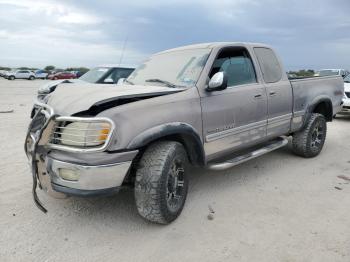  Salvage Toyota Tundra