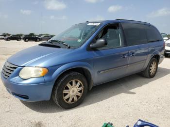  Salvage Chrysler Minivan