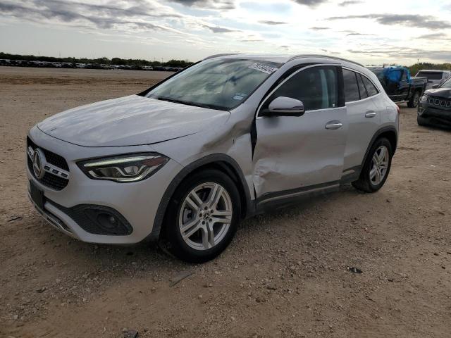  Salvage Mercedes-Benz GLA