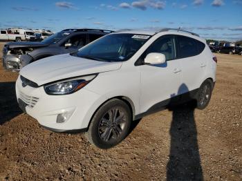  Salvage Hyundai TUCSON