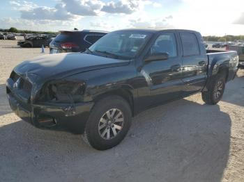  Salvage Mitsubishi Raider