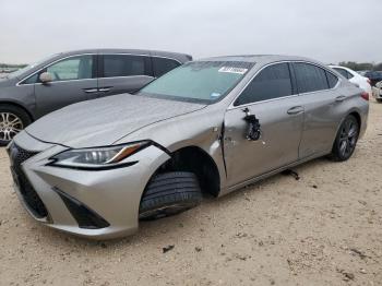  Salvage Lexus Es