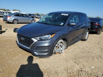  Salvage Hyundai TUCSON