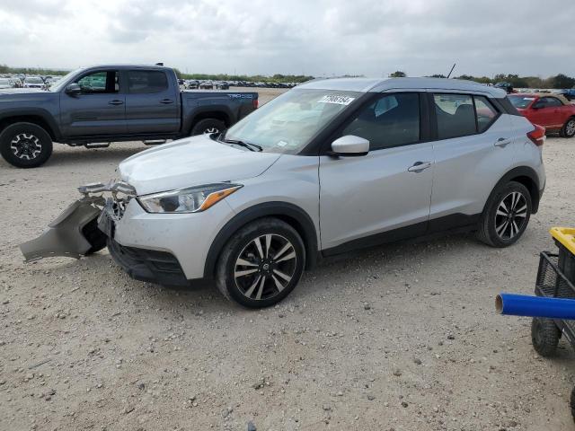  Salvage Nissan Kicks