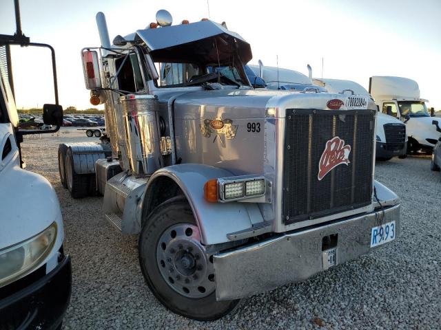  Salvage Peterbilt 379