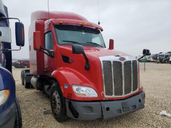  Salvage Peterbilt 579