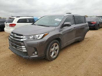  Salvage Toyota Highlander