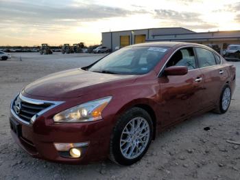  Salvage Nissan Altima