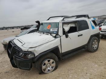  Salvage Toyota FJ Cruiser