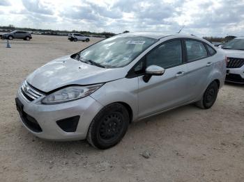  Salvage Ford Fiesta