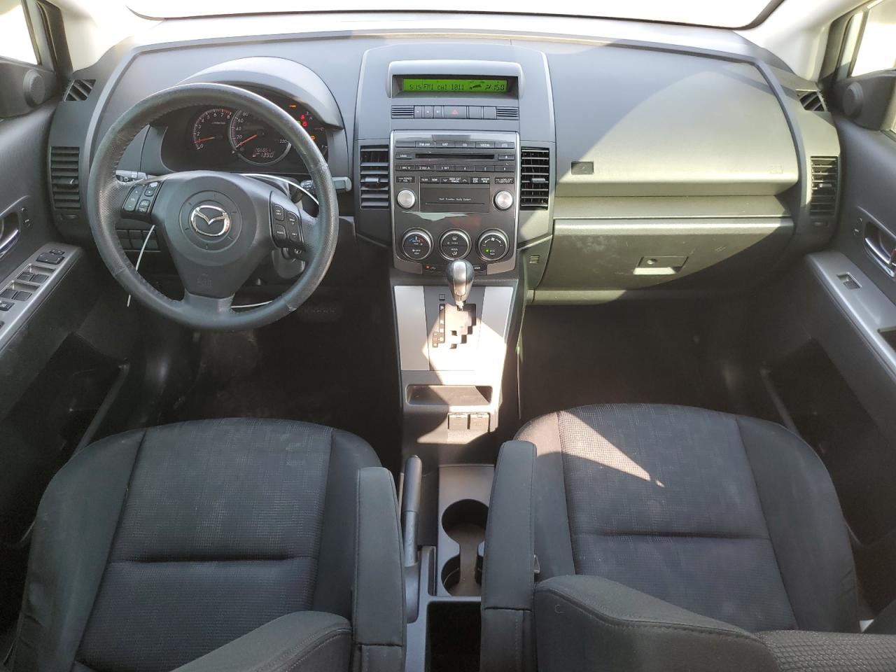 Mazda 5 Image 9