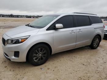  Salvage Kia Sedona