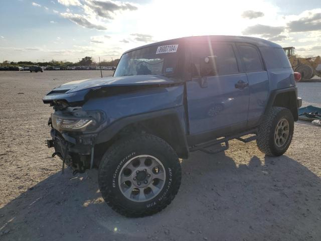  Salvage Toyota FJ Cruiser