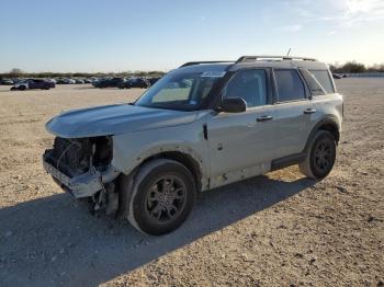  Salvage Ford Bronco