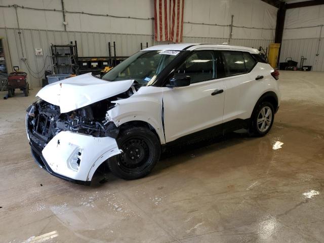  Salvage Nissan Kicks