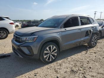  Salvage Volkswagen Taos