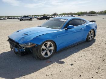  Salvage Ford Mustang