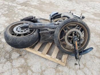  Salvage Harley-Davidson Vrs