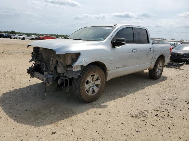  Salvage Nissan Titan